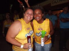 Oktober 10 Anos